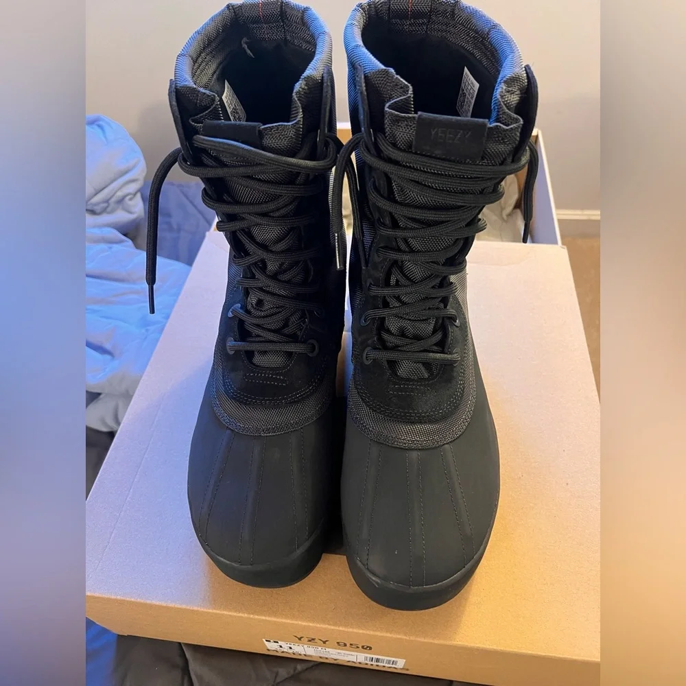 Yeezy 950 (2023) pirate black - Picture 3 of 9